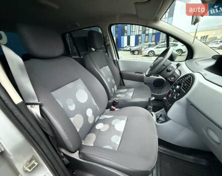 Сірий Рено Модус, об'ємом двигуна 1.5 л та пробігом 237 тис. км за 4550 $, фото 31 на Automoto.ua