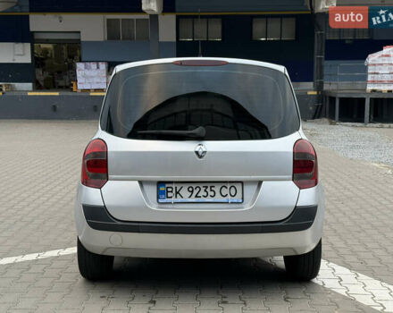 Сірий Рено Модус, об'ємом двигуна 1.5 л та пробігом 237 тис. км за 4550 $, фото 7 на Automoto.ua