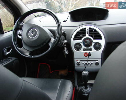 Серый Рено Модус, объемом двигателя 1.5 л и пробегом 243 тыс. км за 6799 $, фото 17 на Automoto.ua