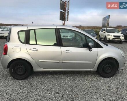 Сірий Рено Модус, об'ємом двигуна 1.2 л та пробігом 77 тис. км за 4590 $, фото 4 на Automoto.ua