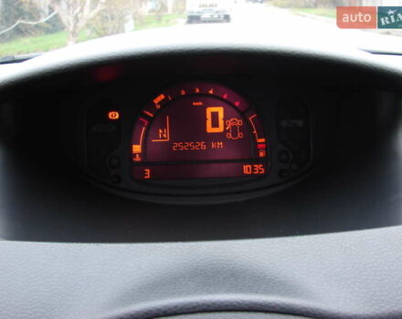 Серый Рено Модус, объемом двигателя 1.5 л и пробегом 243 тыс. км за 6799 $, фото 23 на Automoto.ua