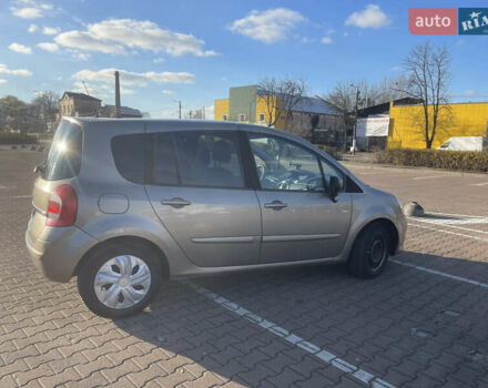 Серый Рено Модус, объемом двигателя 1.5 л и пробегом 23 тыс. км за 5000 $, фото 2 на Automoto.ua