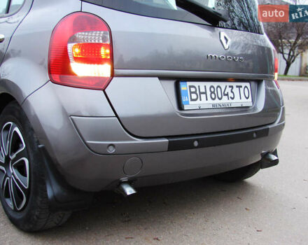 Сірий Рено Модус, об'ємом двигуна 1.5 л та пробігом 243 тис. км за 6799 $, фото 9 на Automoto.ua