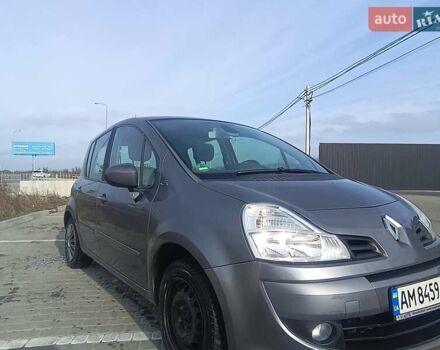 Серый Рено Модус, объемом двигателя 1.6 л и пробегом 104 тыс. км за 6550 $, фото 2 на Automoto.ua