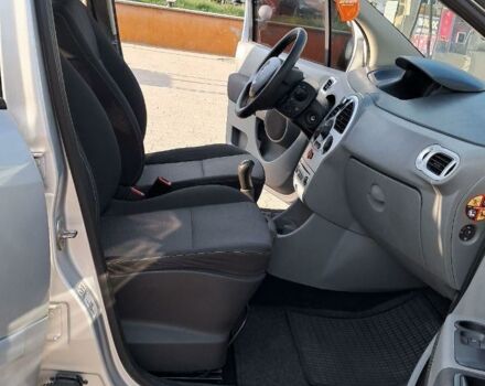 Сірий Рено Модус, об'ємом двигуна 1.5 л та пробігом 180 тис. км за 5300 $, фото 4 на Automoto.ua