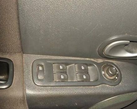 Серый Рено Модус, объемом двигателя 1.15 л и пробегом 200 тыс. км за 4979 $, фото 8 на Automoto.ua