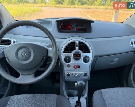 Серый Рено Модус, объемом двигателя 1.6 л и пробегом 161 тыс. км за 6750 $, фото 20 на Automoto.ua