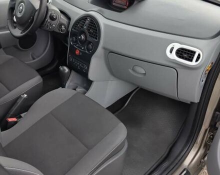 Серый Рено Модус, объемом двигателя 1.6 л и пробегом 199 тыс. км за 6950 $, фото 18 на Automoto.ua