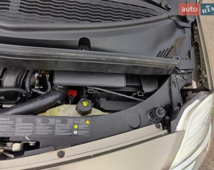 Серый Рено Модус, объемом двигателя 1.6 л и пробегом 199 тыс. км за 6950 $, фото 32 на Automoto.ua