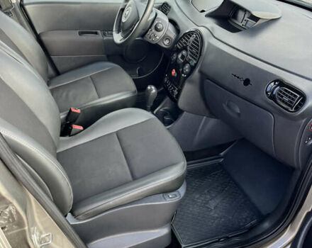 Сірий Рено Модус, об'ємом двигуна 1.6 л та пробігом 65 тис. км за 7400 $, фото 14 на Automoto.ua