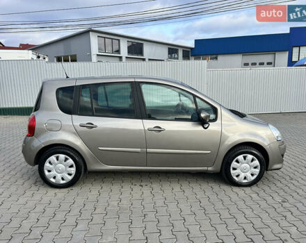 Сірий Рено Модус, об'ємом двигуна 1.6 л та пробігом 65 тис. км за 7400 $, фото 2 на Automoto.ua