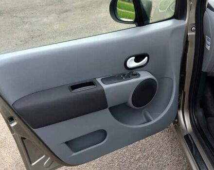 Серый Рено Модус, объемом двигателя 1.6 л и пробегом 199 тыс. км за 6950 $, фото 23 на Automoto.ua