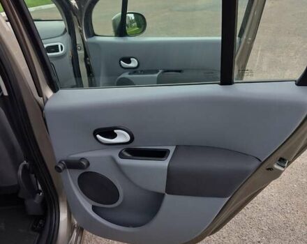 Серый Рено Модус, объемом двигателя 1.6 л и пробегом 199 тыс. км за 6950 $, фото 26 на Automoto.ua