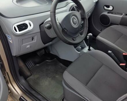 Серый Рено Модус, объемом двигателя 1.6 л и пробегом 199 тыс. км за 6950 $, фото 11 на Automoto.ua