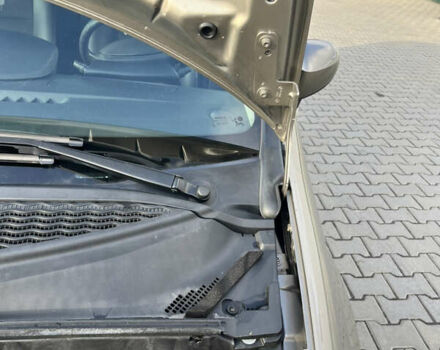 Сірий Рено Модус, об'ємом двигуна 1.6 л та пробігом 65 тис. км за 7400 $, фото 31 на Automoto.ua