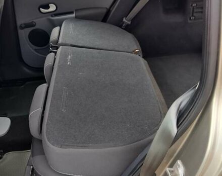 Серый Рено Модус, объемом двигателя 1.6 л и пробегом 199 тыс. км за 6950 $, фото 41 на Automoto.ua