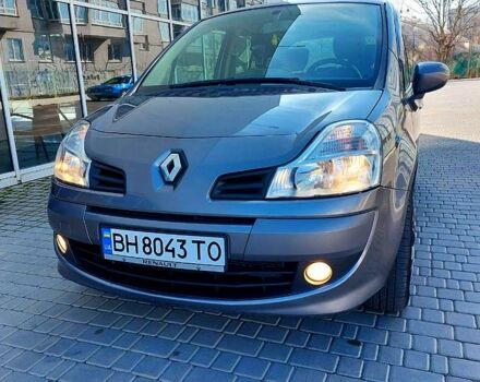 Серый Рено Модус, объемом двигателя 1.5 л и пробегом 243 тыс. км за 6800 $, фото 1 на Automoto.ua