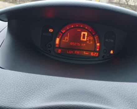 Серый Рено Модус, объемом двигателя 1.6 л и пробегом 189 тыс. км за 6500 $, фото 5 на Automoto.ua