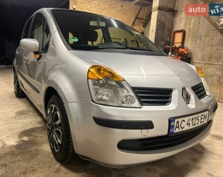 Серый Рено Модус, объемом двигателя 1.2 л и пробегом 260 тыс. км за 4300 $, фото 1 на Automoto.ua