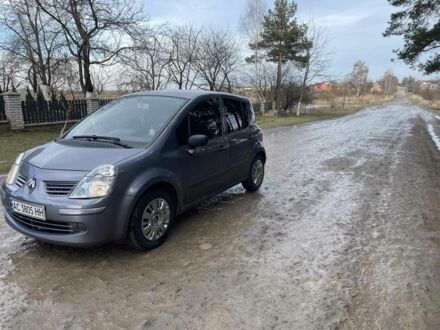 Рено Модус 2007 в Луцке на Automoto.ua Серый Рено Модус, объемом двигателя 1.1 л и пробегом 250 тыс. км за 4500 $, фото 1 на Automoto.ua