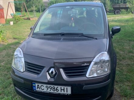 Серый Рено Модус, объемом двигателя 1.5 л и пробегом 253 тыс. км за 5500 $, фото 1 на Automoto.ua