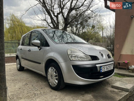 Рено Модус 2008 у Чернівцях на Automoto.ua Сірий Рено Модус, об'ємом двигуна 1.2 л та пробігом 199 тис. км за 4500 $, фото 1 на Automoto.ua