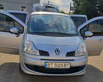 Серый Рено Модус, объемом двигателя 1.5 л и пробегом 110 тыс. км за 5500 $, фото 1 на Automoto.ua