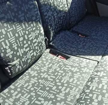 Синий Рено Модус, объемом двигателя 1.1 л и пробегом 205 тыс. км за 3700 $, фото 10 на Automoto.ua