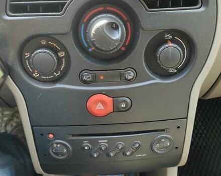 Синий Рено Модус, объемом двигателя 1.1 л и пробегом 223 тыс. км за 4150 $, фото 9 на Automoto.ua