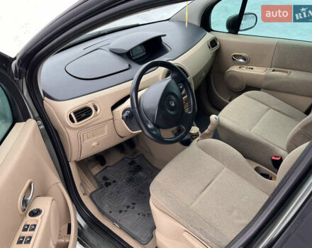 Зелений Рено Модус, об'ємом двигуна 1.6 л та пробігом 239 тис. км за 4200 $, фото 6 на Automoto.ua