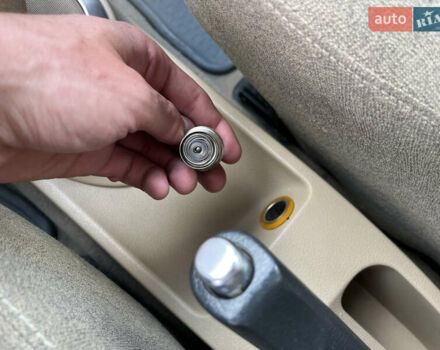 Зелений Рено Модус, об'ємом двигуна 1.6 л та пробігом 229 тис. км за 4200 $, фото 46 на Automoto.ua