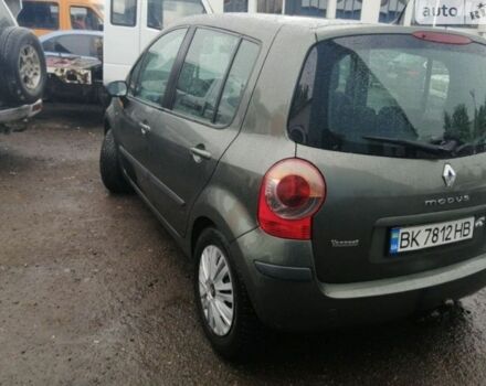 Зеленый Рено Модус, объемом двигателя 1.5 л и пробегом 226 тыс. км за 4500 $, фото 2 на Automoto.ua