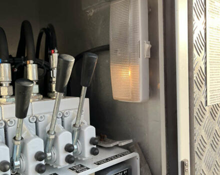 Белый Рено Премиум, объемом двигателя 7 л и пробегом 125 тыс. км за 57700 $, фото 38 на Automoto.ua