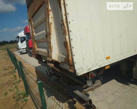 Белый Рено Премиум, объемом двигателя 0 л и пробегом 750 тыс. км за 6300 $, фото 7 на Automoto.ua