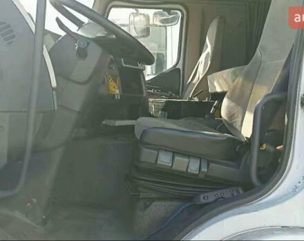 Белый Рено Премиум, объемом двигателя 10.84 л и пробегом 689 тыс. км за 8500 $, фото 14 на Automoto.ua