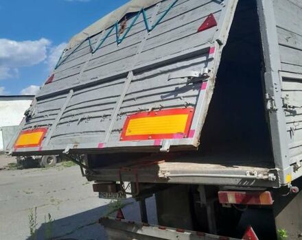 Белый Рено Премиум, объемом двигателя 11.1 л и пробегом 890 тыс. км за 4100 $, фото 7 на Automoto.ua