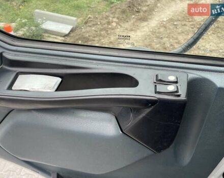 Белый Рено Премиум, объемом двигателя 9.8 л и пробегом 242 тыс. км за 10100 $, фото 26 на Automoto.ua