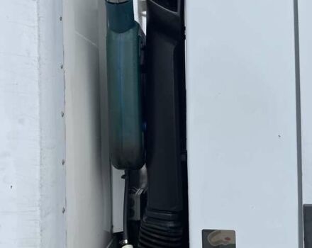 Белый Рено Премиум, объемом двигателя 9.8 л и пробегом 242 тыс. км за 10100 $, фото 4 на Automoto.ua