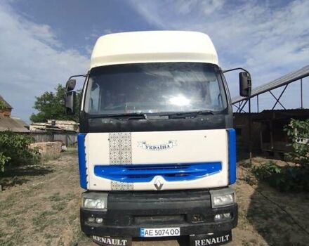 Белый Рено Премиум, объемом двигателя 11.1 л и пробегом 550 тыс. км за 19800 $, фото 2 на Automoto.ua