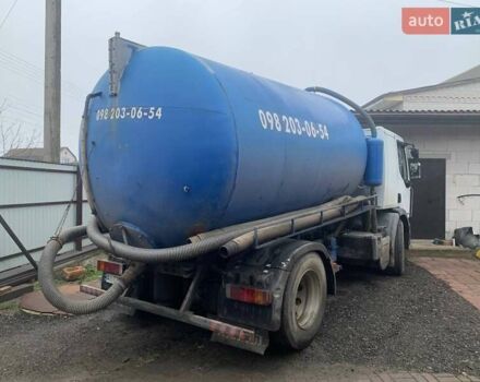 Белый Рено Премиум, объемом двигателя 10.84 л и пробегом 695 тыс. км за 20000 $, фото 2 на Automoto.ua