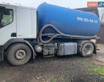 Белый Рено Премиум, объемом двигателя 10.84 л и пробегом 695 тыс. км за 20000 $, фото 7 на Automoto.ua