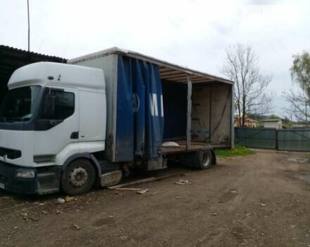 Белый Рено Премиум, объемом двигателя 11.1 л и пробегом 600 тыс. км за 10000 $, фото 2 на Automoto.ua