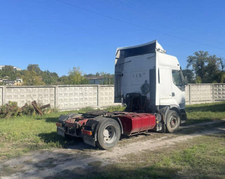 Белый Рено Премиум, объемом двигателя 11.1 л и пробегом 101 тыс. км за 3500 $, фото 3 на Automoto.ua