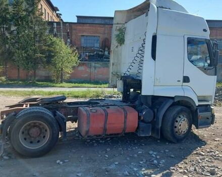 Белый Рено Премиум, объемом двигателя 11 л и пробегом 1 тыс. км за 5800 $, фото 6 на Automoto.ua