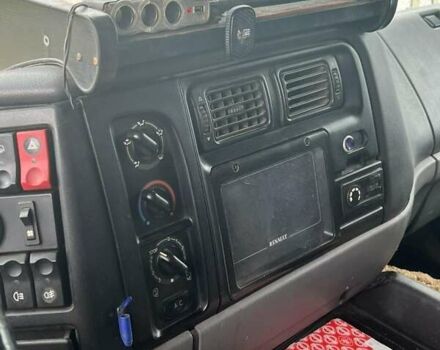 Белый Рено Премиум, объемом двигателя 11.1 л и пробегом 1000 тыс. км за 12000 $, фото 10 на Automoto.ua