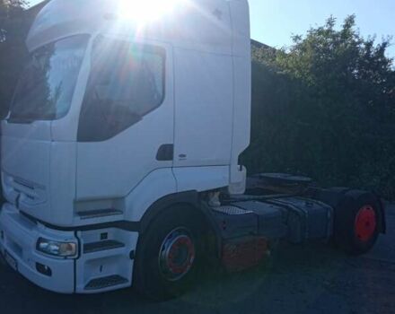 Белый Рено Премиум, объемом двигателя 11 л и пробегом 800 тыс. км за 6700 $, фото 1 на Automoto.ua