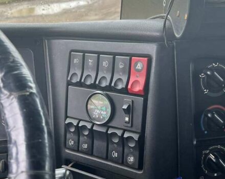 Белый Рено Премиум, объемом двигателя 11.1 л и пробегом 1000 тыс. км за 12000 $, фото 16 на Automoto.ua