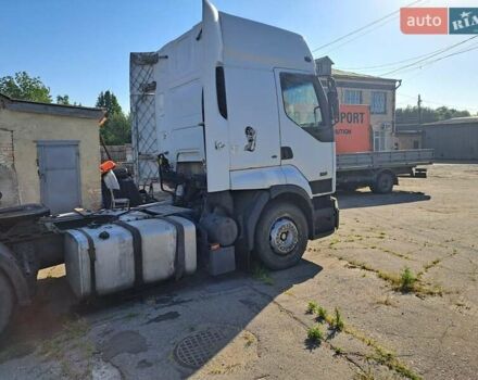 Белый Рено Премиум, объемом двигателя 11.12 л и пробегом 100 тыс. км за 3500 $, фото 1 на Automoto.ua