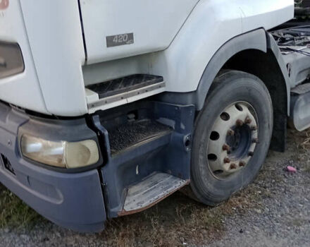 Белый Рено Премиум, объемом двигателя 11.1 л и пробегом 1 тыс. км за 7000 $, фото 5 на Automoto.ua