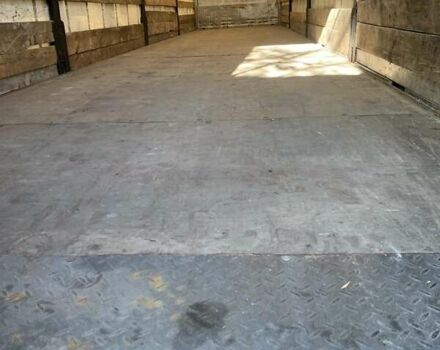 Белый Рено Премиум, объемом двигателя 10.84 л и пробегом 155 тыс. км за 19000 $, фото 4 на Automoto.ua